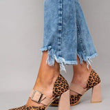 Selveta | Sandalias de terciopelo con estampado de leopardo y tacón estable