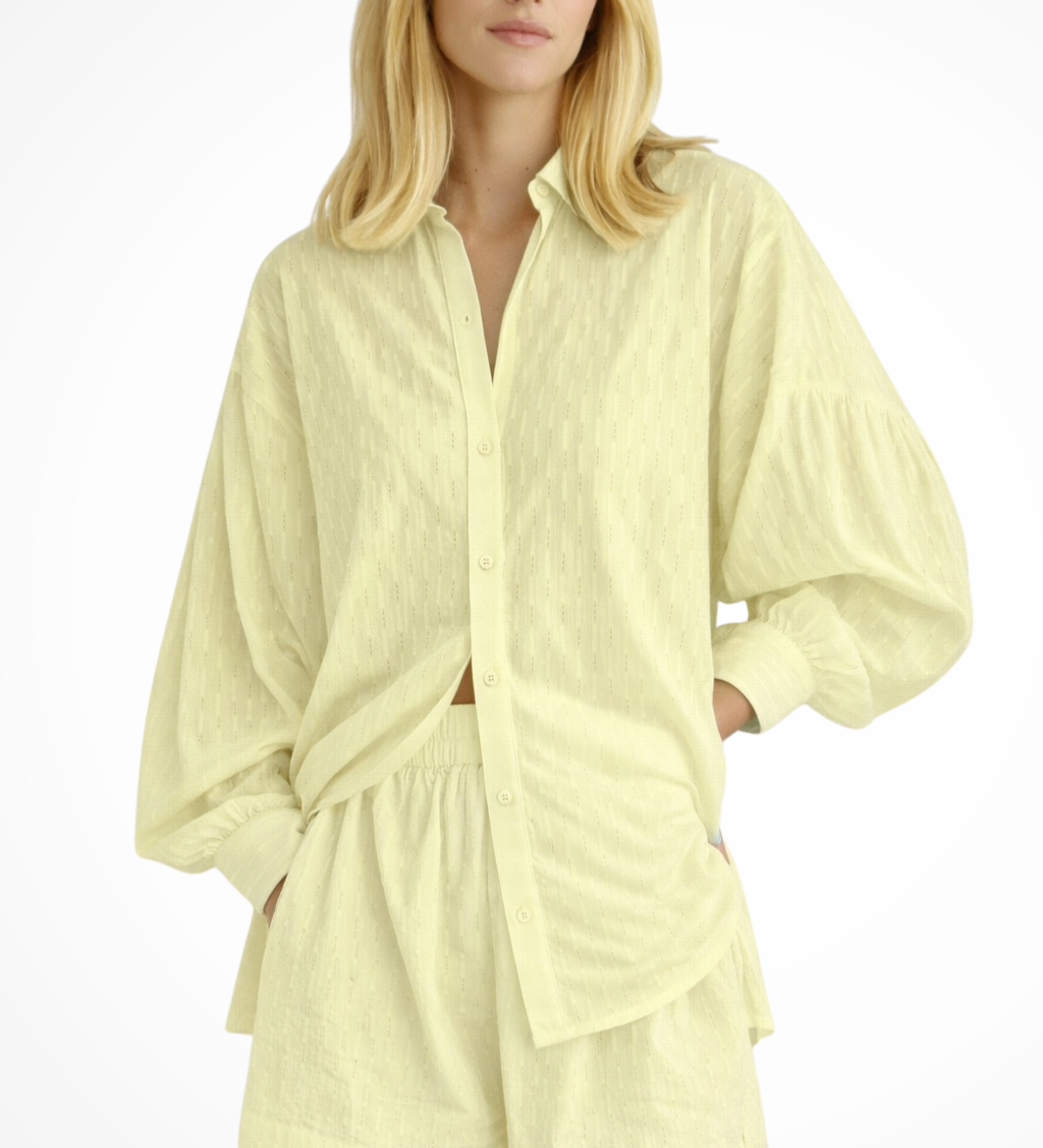 Darla | Conjunto de Verano de Camisa de Manga Larga Oversized y Pantalones Cortos a Juego para Mujeres