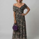 Calen | Vestido midi elegante con hombros descubiertos y diseño fluido