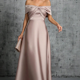 Cordelia | Vestido maxi de satén plisado sin mangas para invitadas de boda