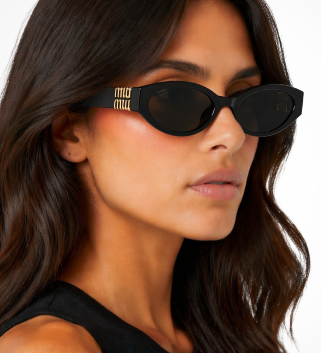 Delphine | Gafas de Sol Ovaladas con Detalle en Oro para Mujeres