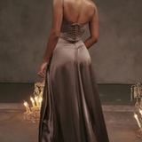 Lorenna | Vestido maxi de satén con corsé para invitadas de boda