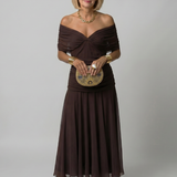 Calen | Vestido midi elegante con hombros descubiertos y diseño fluido