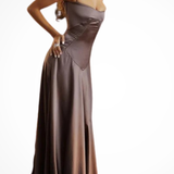 Lorenna | Vestido maxi de satén con corsé para invitadas de boda
