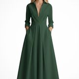 Suzan | Vestido ajustado de media longitud con cuello y botones en la parte delantera
