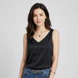Camiseta fluida con escote en V | Corte suelto | Esencial elegante