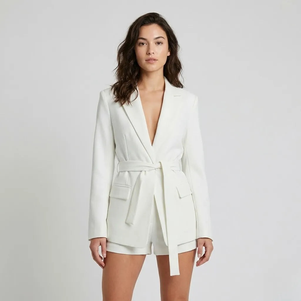 Elegancia estructurada | Blazer vestido de sastrería | Silueta contemporánea