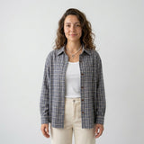 Camisa Casual con Patrón de Cuadros y Corte Regular Confortable