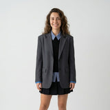Blazer Estructurado con Botón Frontal y Corte Clásico