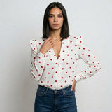 Blusa con Volantes Frontales para Elegancia Femenina