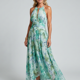 Portia | Vestido halter plissado de comprimento midi, com padrão floral suave