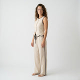 Conjunto Elegante con Top Sin Mangas y Pantalón Amplio con Detalle Contrastante
