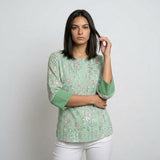 Blusa Fluida Estampada con Mangas Amplias y Conforto Ligero