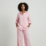 Conjunto Fluido con Camisa de Botones y Pantalones de Pierna Ancha