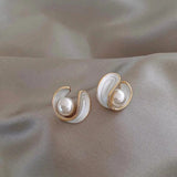 Opala | Exclusivos pendientes blancos