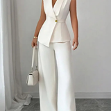 Isolde | Conjunto de Traje Blanco para Mujeres: Blazer Sin Mangas con Escote en V y Pantalones de Pierna Ancha