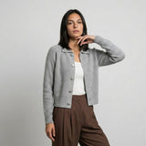 Cardigan de Malha com Gola Clássica e Estrutura Elegante Curta