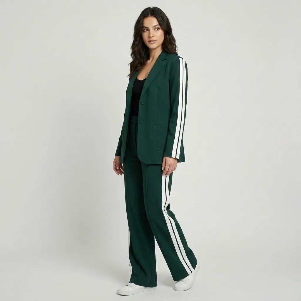 Conjunto de sastrería en mezcla elegante | Blazer y pantalones rectos | Estilo urbano sofisticado