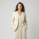 Blazer Estructurado con Corte Clásico y Elegancia Versátil