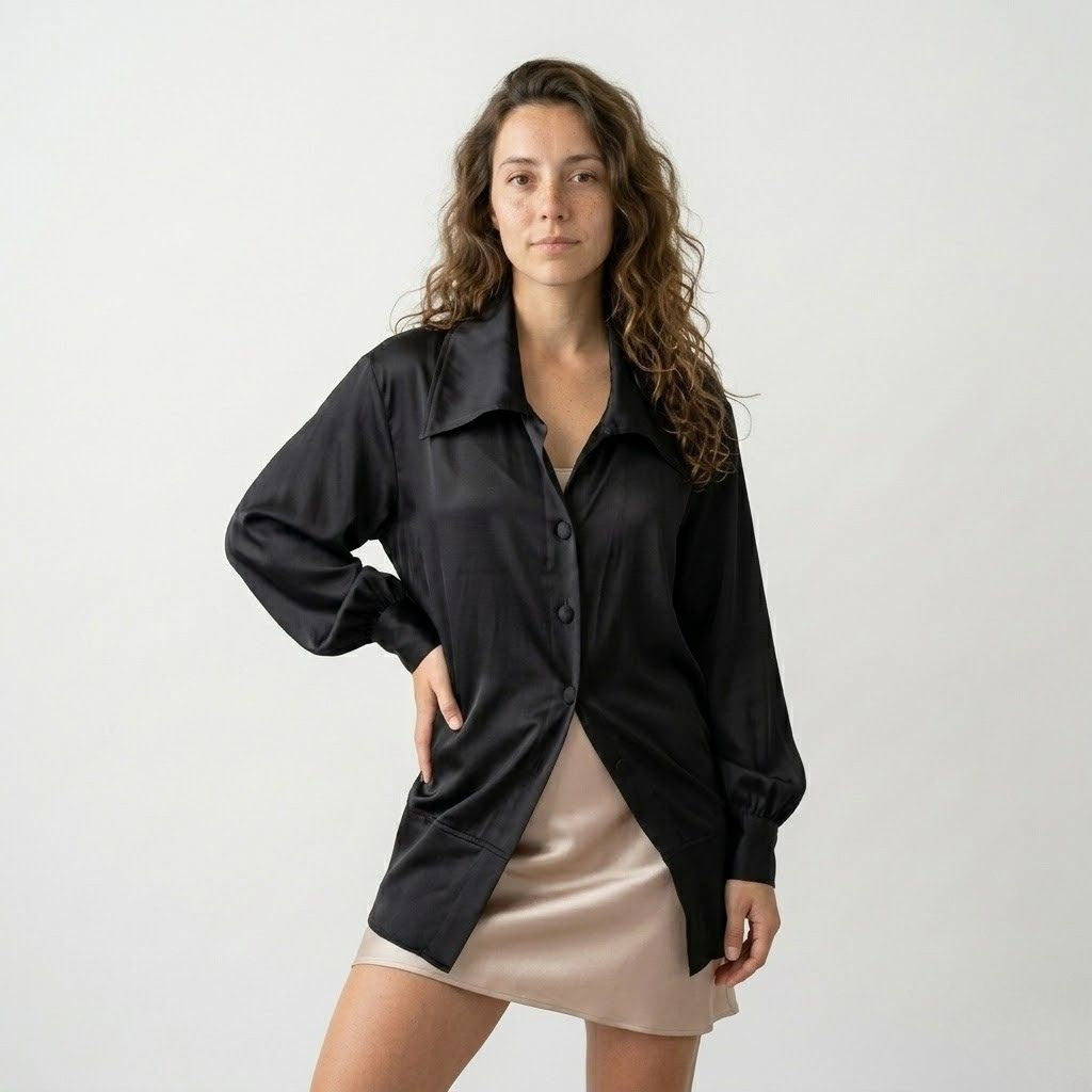Blusa Oversized con Botones Frontales y Estructura Ligera