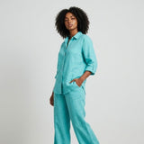 Conjunto Fluido con Camisa de Botones y Pantalones de Pierna Ancha