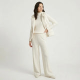 Conjunto de Punto con Chaleco Acolchado para Conforto Envolvente