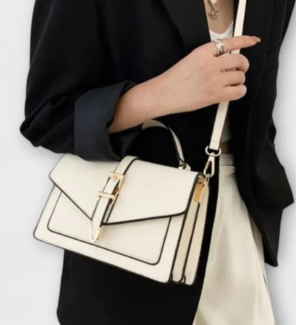 Milo | Bolso de hombro estructurado con detalle de hebilla dorada