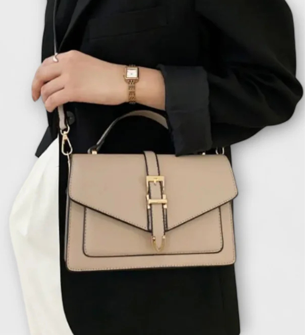 Milo | Bolso de hombro estructurado con detalle de hebilla dorada
