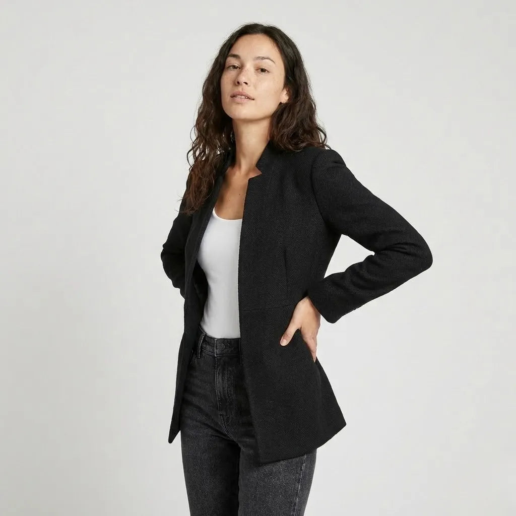 Blazer alargado estructurado en mezcla de lana | Corte entallado | Elegancia urbana versátil
