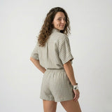Conjunto Casual con Camisa Suelta y Pantalones Cortos de Cintura Ajustable
