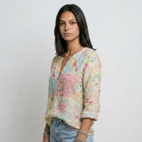 Blusa Estampada con Escote en V para Conforto Ligero