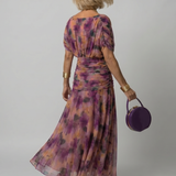 Calen | Vestido midi elegante con hombros descubiertos y diseño fluido