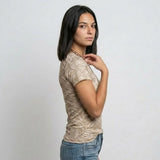 Blusa Texturizada con Relieve Floral para Elegancia Diaria