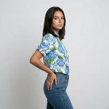 Blusa Regular con Patrón Floral para Elegancia Fresca