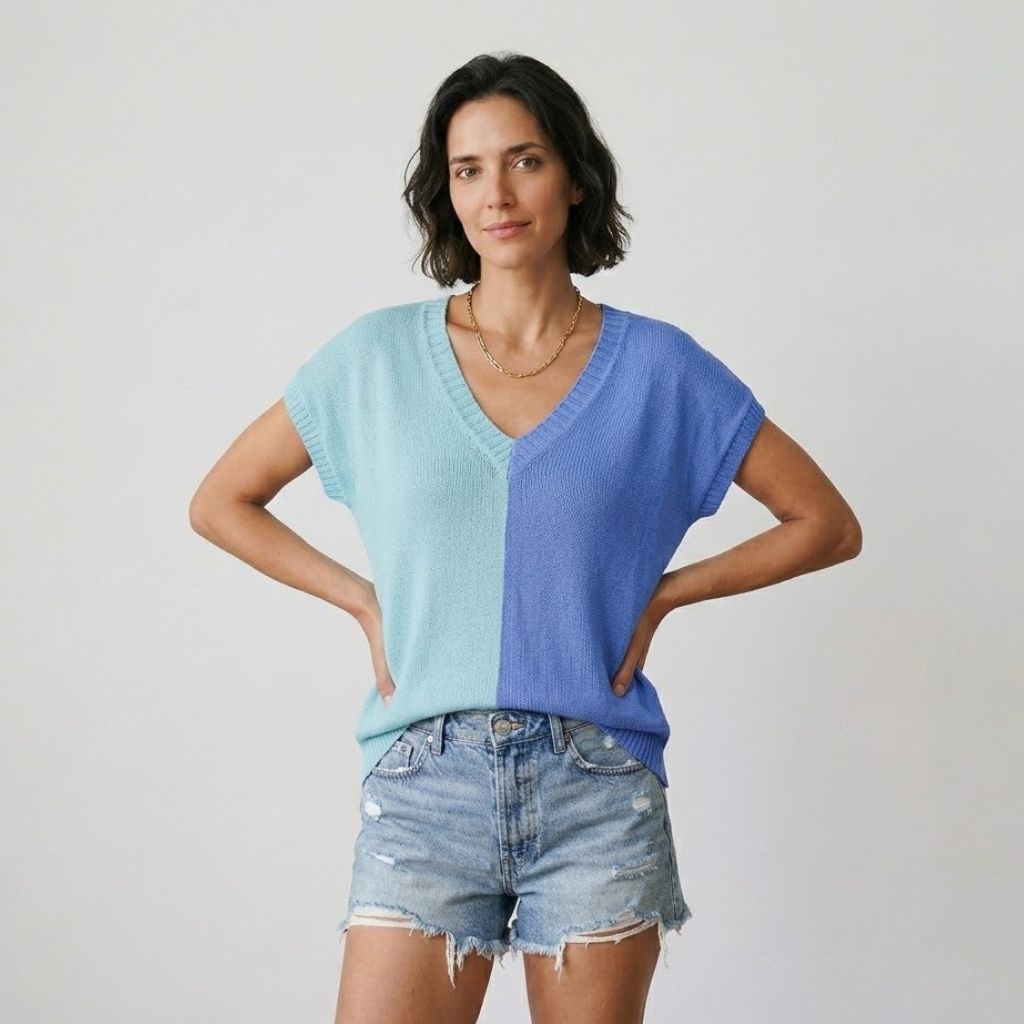 Camiseta Fluida con Escote en V y Corte Suelto para Días de Verano