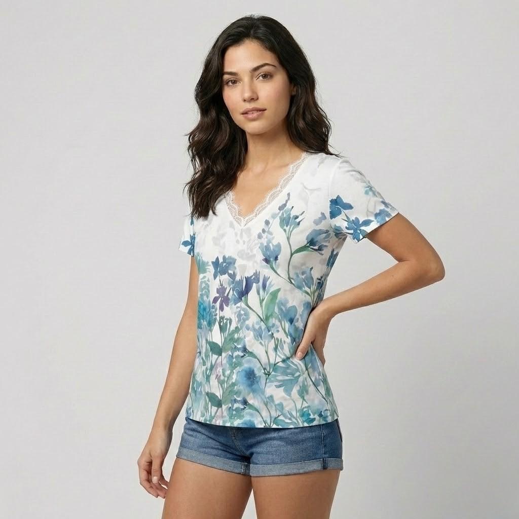 Camiseta fluida con encaje delicado | Corte cómodo | Estilo femenino natural