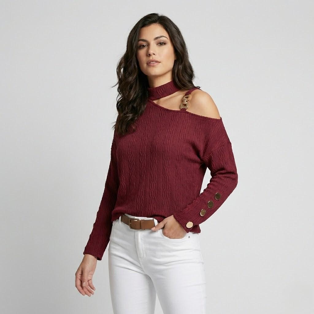 Camiseta de punto texturizado con escote asimétrico | Corte relajado | Detalle de tirante con hebilla