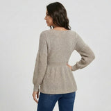 Camiseta de punto con efecto peplum | Corte femenino | Conforto elegante