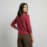 Cardigan de Malha com Gola Clássica e Estrutura Elegante Curta