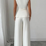 Isolde | Conjunto de Traje Blanco para Mujeres: Blazer Sin Mangas con Escote en V y Pantalones de Pierna Ancha