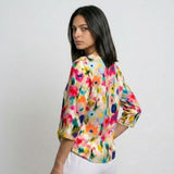 Blusa Floral con Escote en V para Conforto Ligero