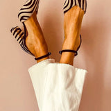 Zebrina™ | Sandalias con estampado de cebra en tacón medio