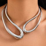 Emili | Collar de corte asimétrico