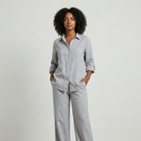 Conjunto Fluido con Camisa de Botones y Pantalones de Pierna Ancha