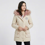 Parka femenina forrada con capucha | Corte ajustable | Confort urbano de invierno