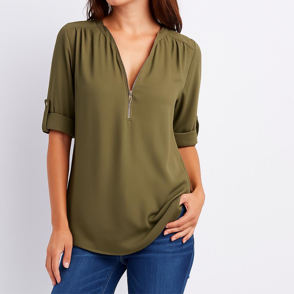 Blusa femenina fluida con escote en V y mangas dobladas