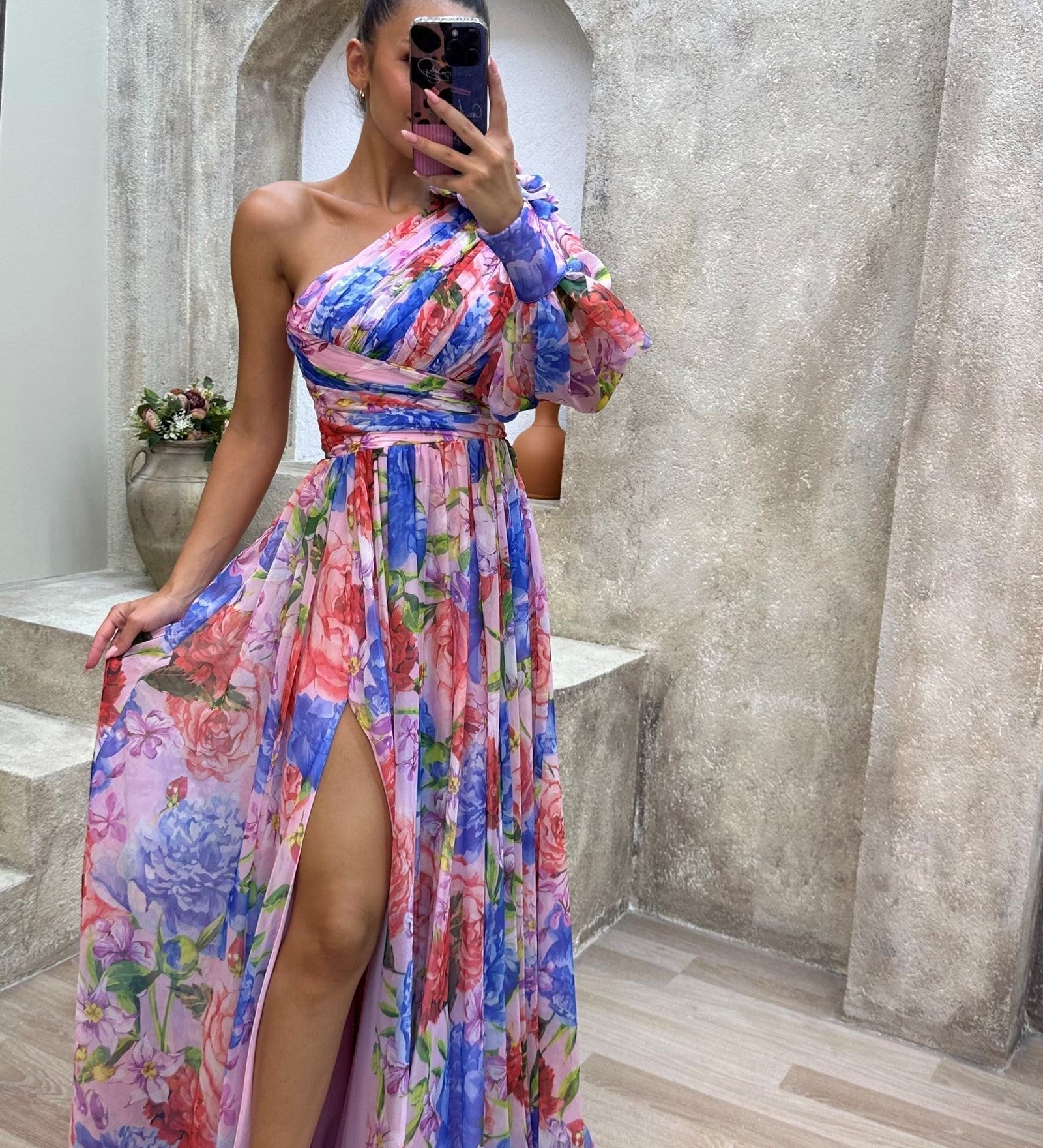 Isabella | Vestido fluido deslumbrante
