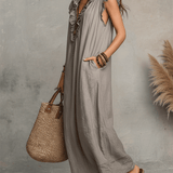 Vestido maxi bohemio sin mangas con escote en V y caída fluida