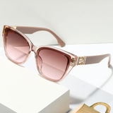 Jamilla | Gafas de Sol Cat Eye para Mujeres con Detalles Dorados