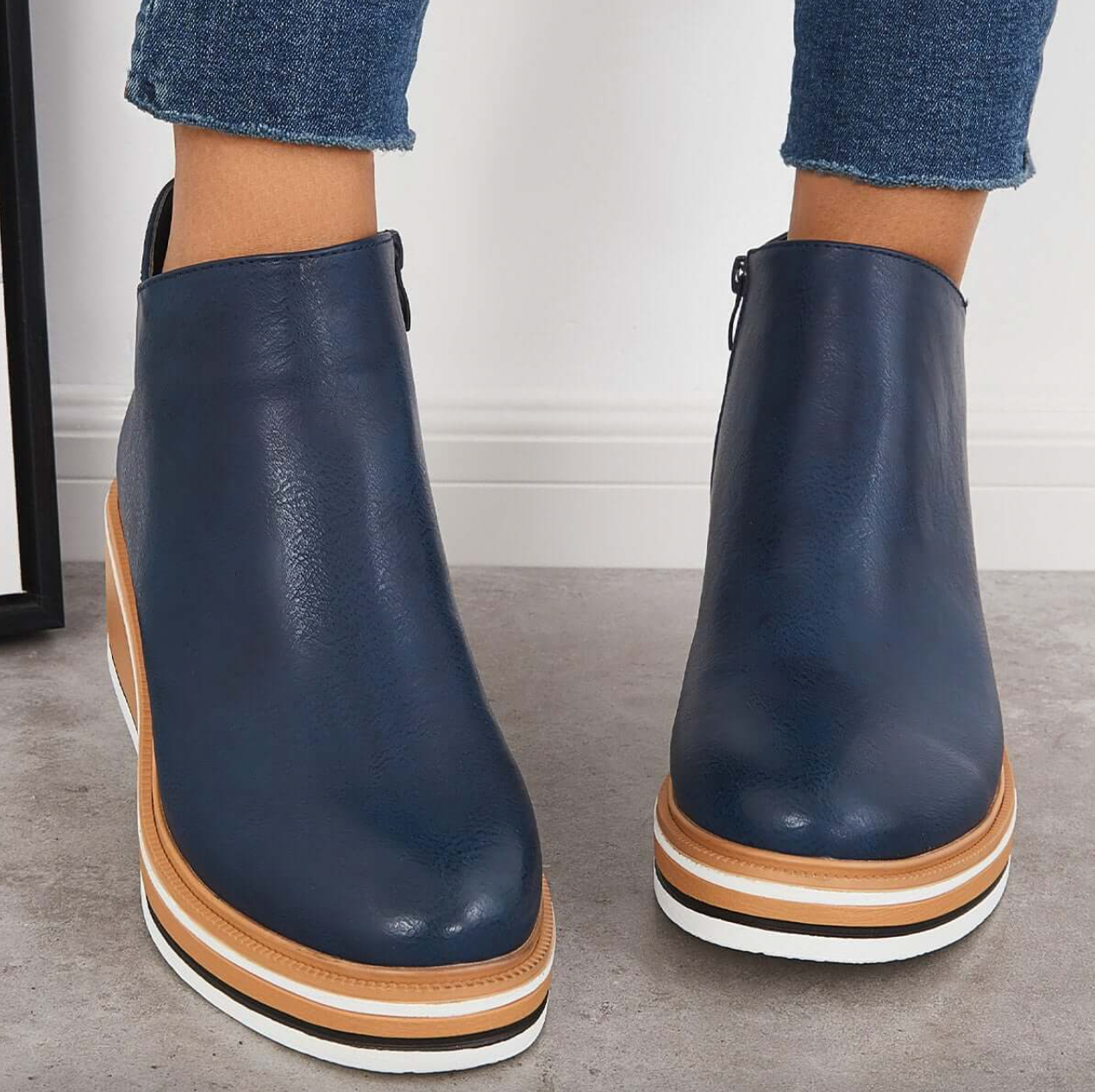 Mari Stella - Sapatos casuais com costuras decorativas